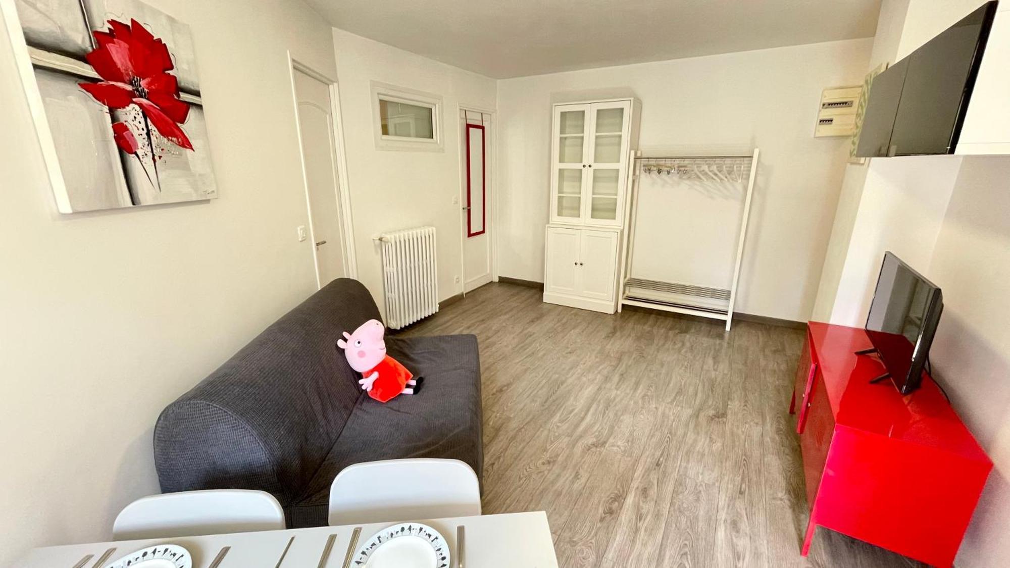 Avec Balcon, 5 Personnes Apartment *
